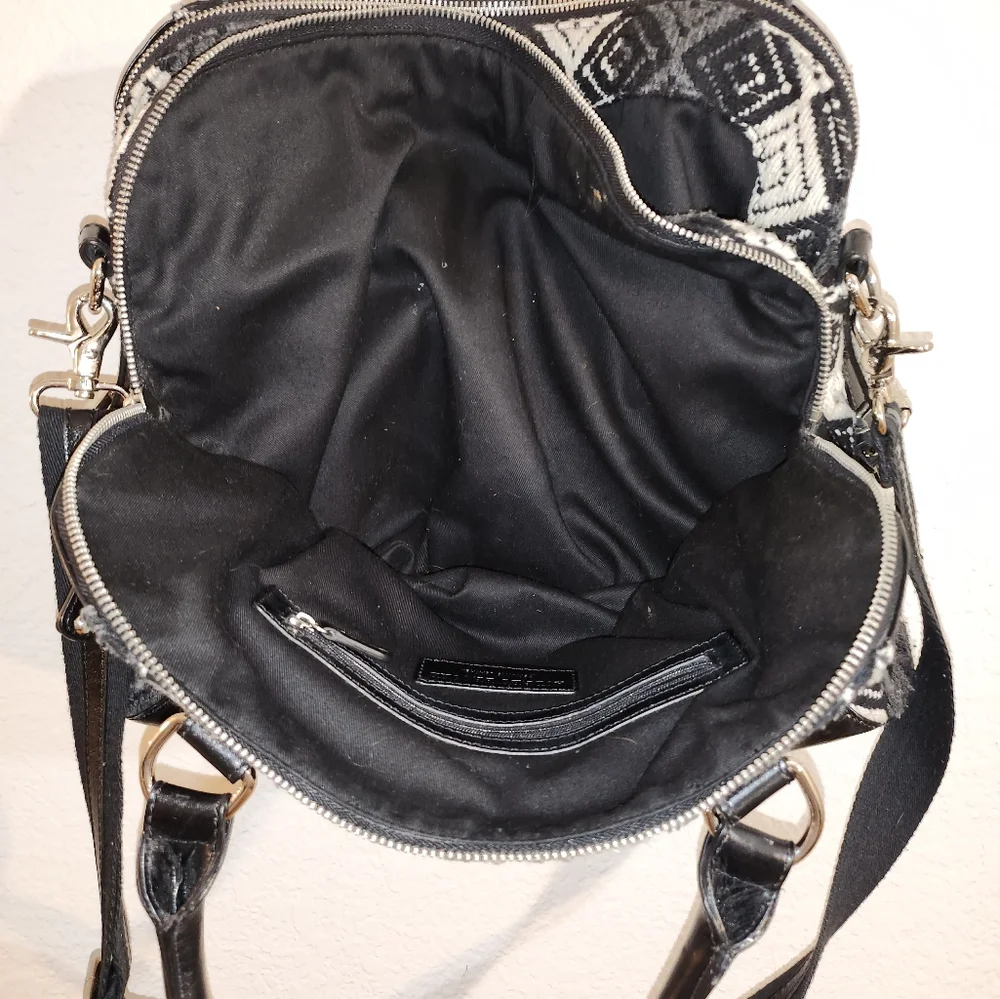 Purse - Picture 3 of 5